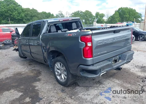 2020 Chevrolet Silverado 1500 4Wd Short Bed Custom z USA, uszkodzony, nr VIN 3GCUYBEF1LG354807